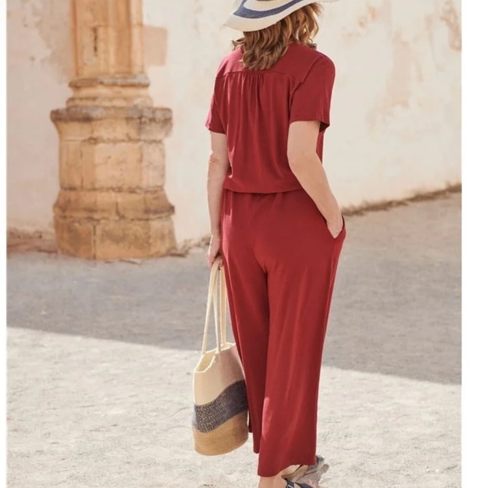 WooolOvers Button Through Jumpsuit in Carmine Red Size Small - Picture 10 of 15